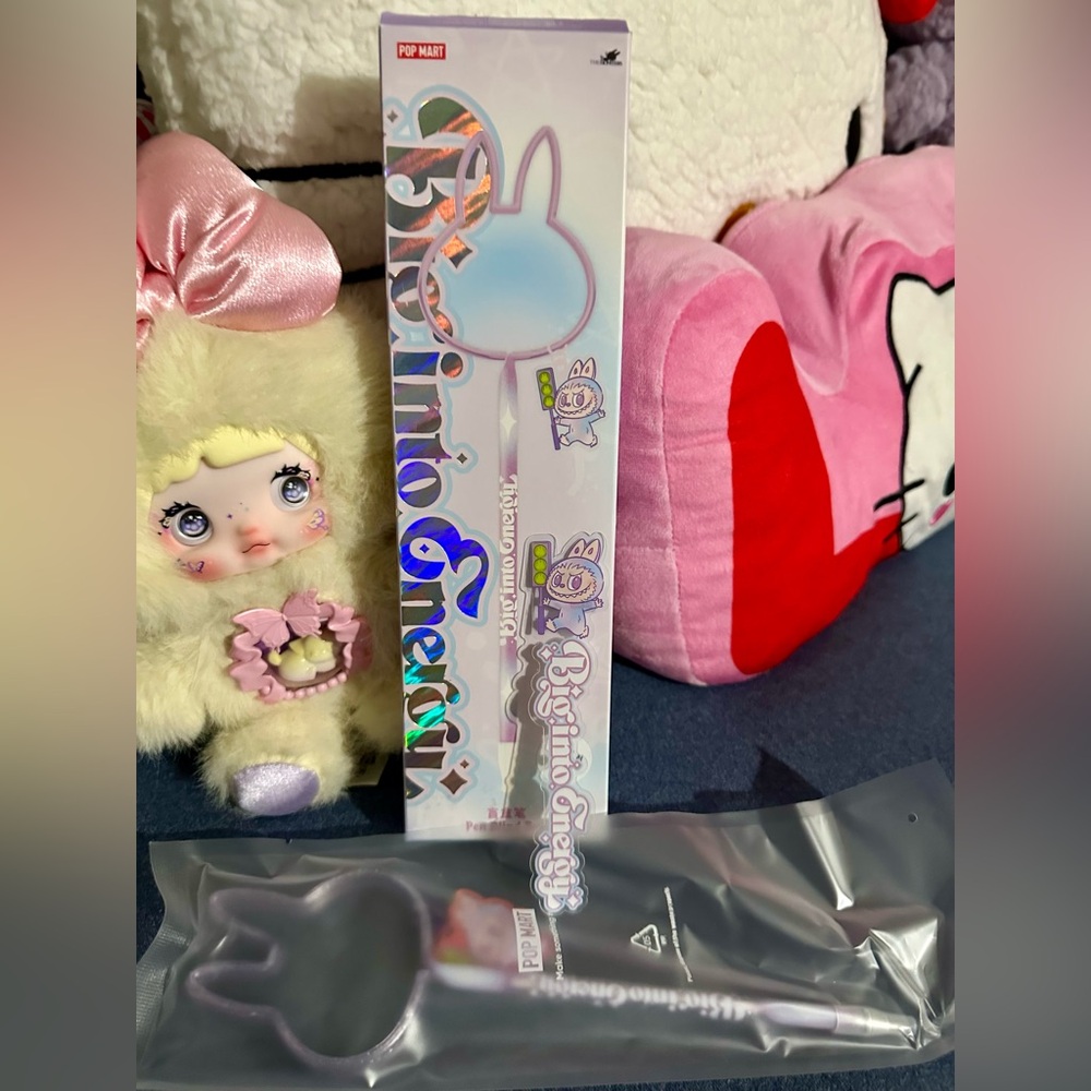 Auth Big into Energy Labubu pen